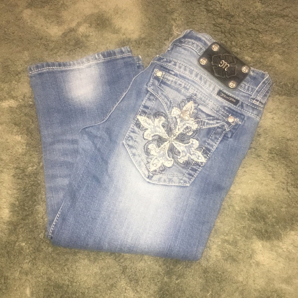 Miss me Size 29 Capri